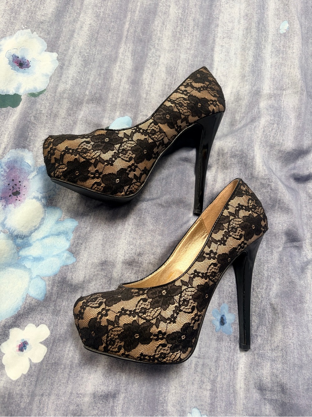 Shoe Dazzle Black Lace over Nude Platform Stiletto Heels - Picture 2 of 5